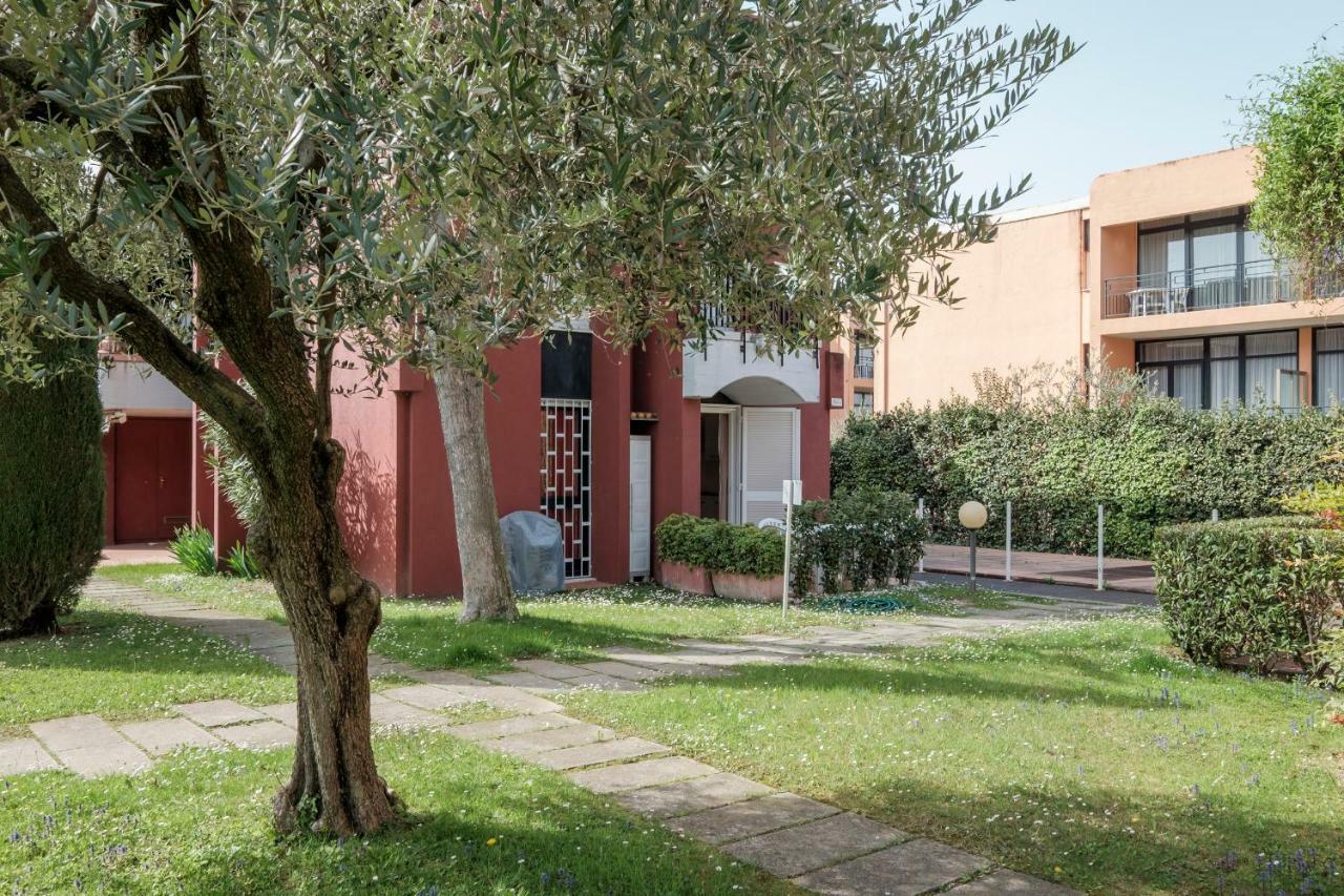 Residence Holiday Sirmione B8 Exteriér fotografie