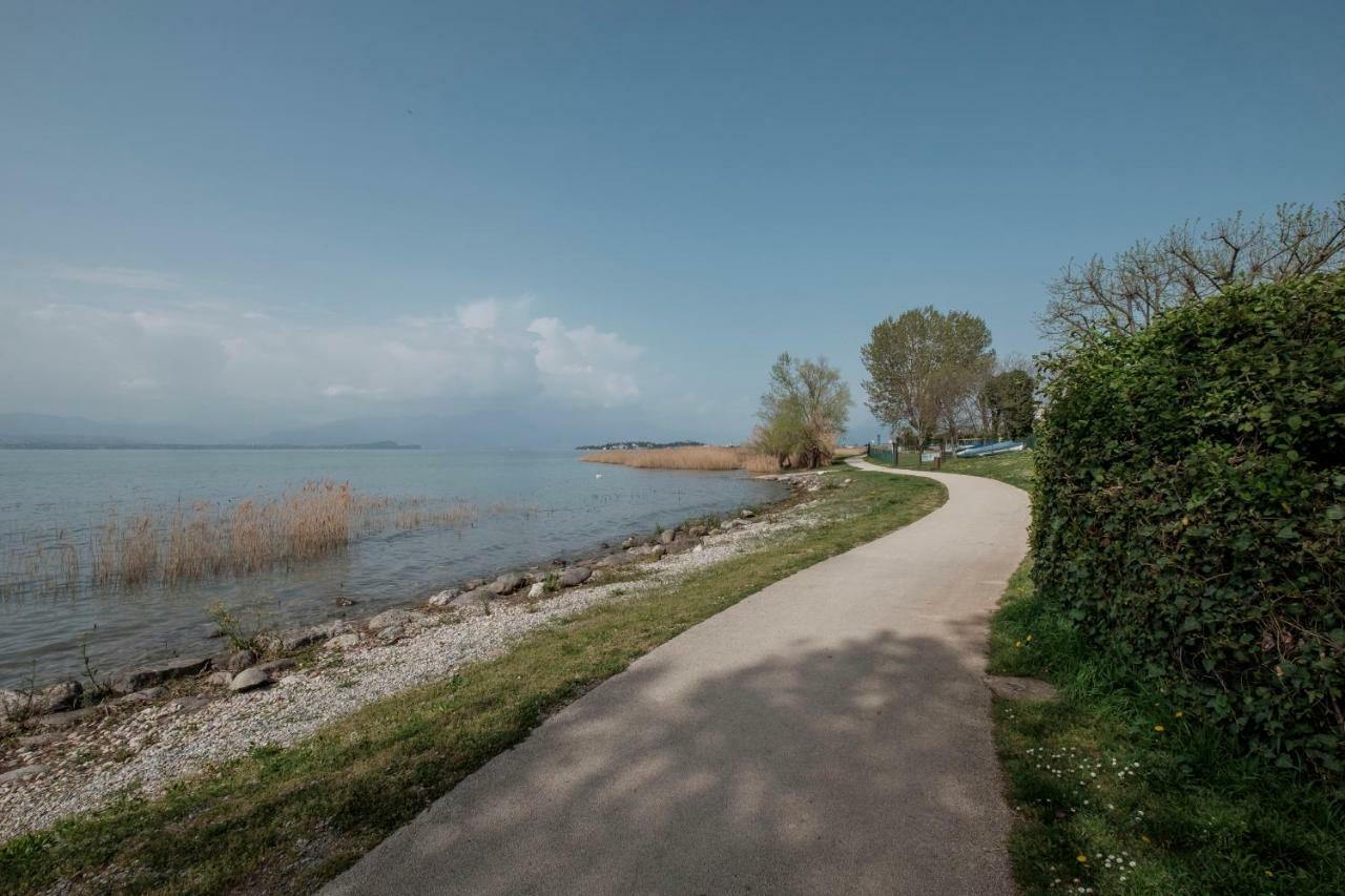 Residence Holiday Sirmione B8 Exteriér fotografie