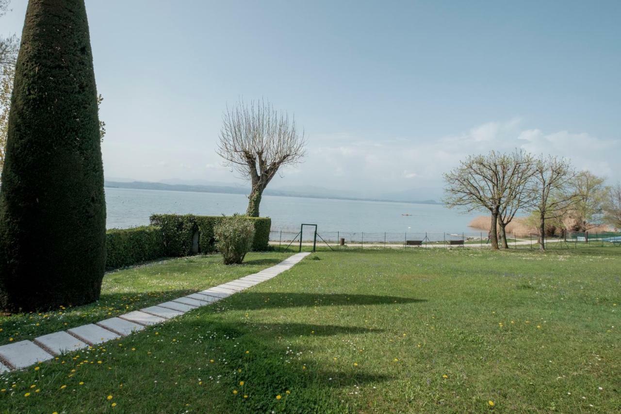 Residence Holiday Sirmione B8 Exteriér fotografie